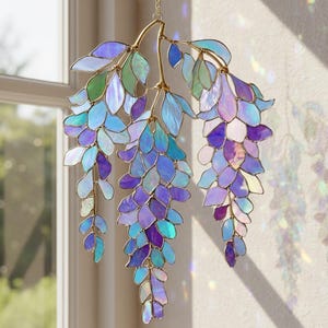 Wisteria Suncatcher, Wisteria Branch Acrylic Suncatcher, Floral Window Decor for Spring, Garden Flower Gift, Flower Home Decor